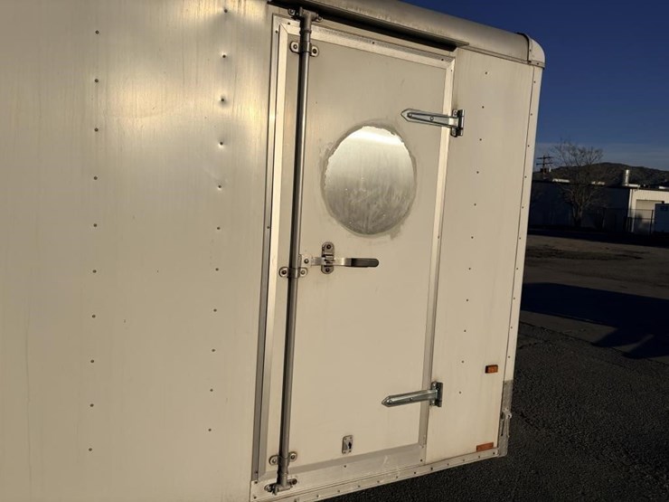 2005-cargo-wells-image-5