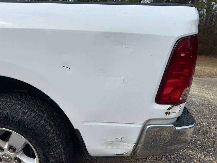 2016-ram-1500-slt-image-6