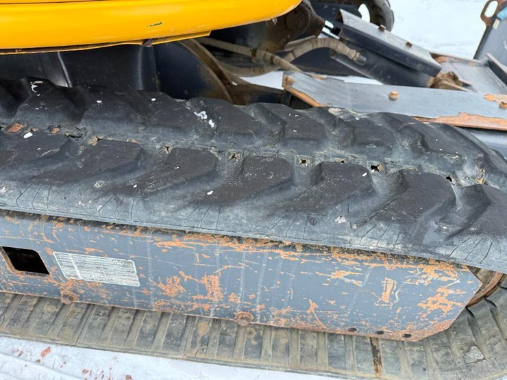 2018-deere-35g-image-13