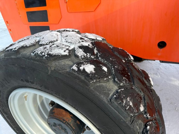 2018-sky-trak-10054-image-14