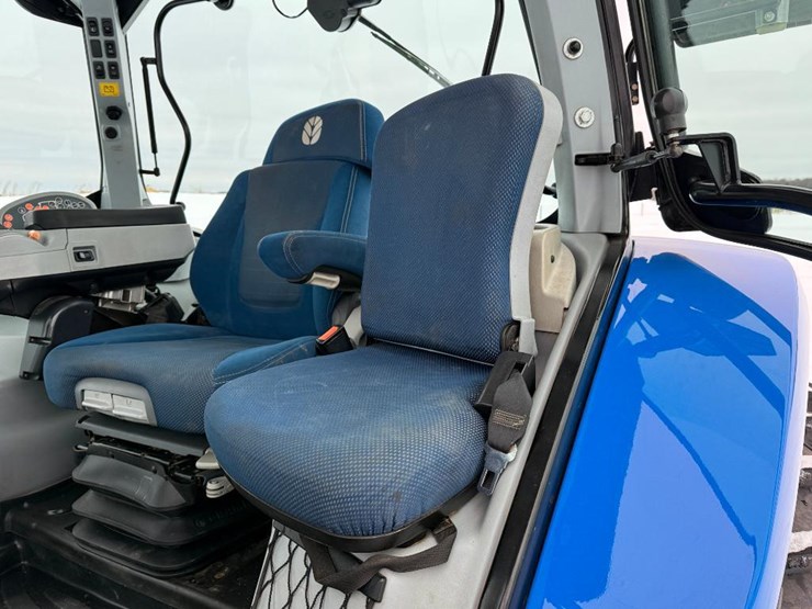 new-holland-t7.210-image-57