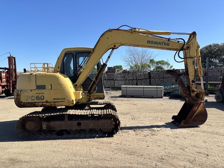 komatsu-pc60-7-image-7