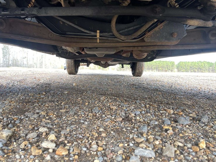 2014-ford-cargo-image-24