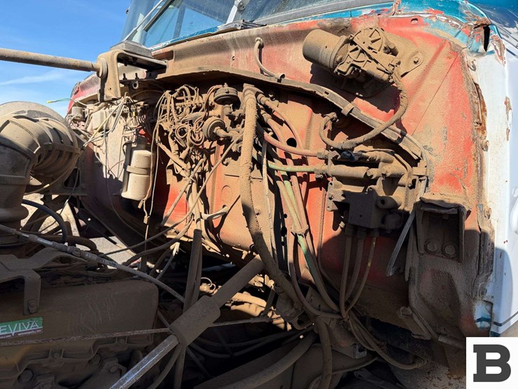 1981-ford-lt8000-image-36