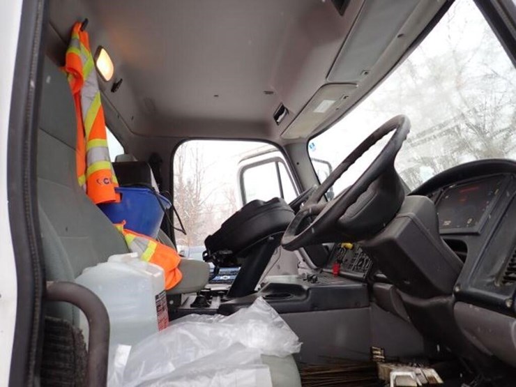 2020-johnston-es351-image-33