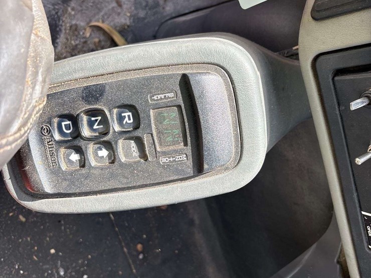 2014-international-workstar-7500-image-27