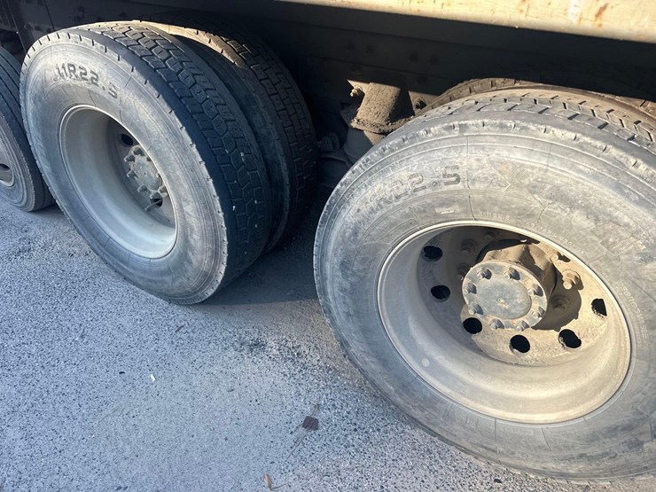 2015-kenworth-t370-image-7