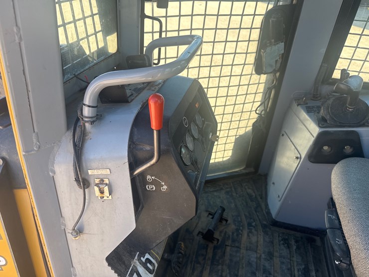 2002-deere-650h-lgp-image-24