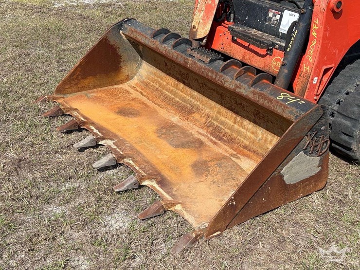 2022-kubota-svl97-2-image-7