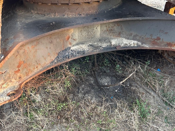 2013-volvo-ec300d-lr-image-12