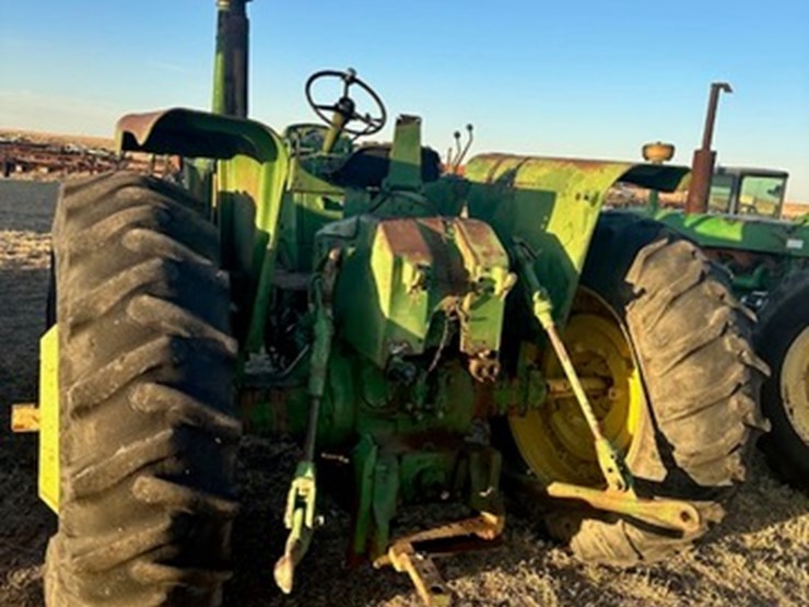 john-deere-4620-image-2