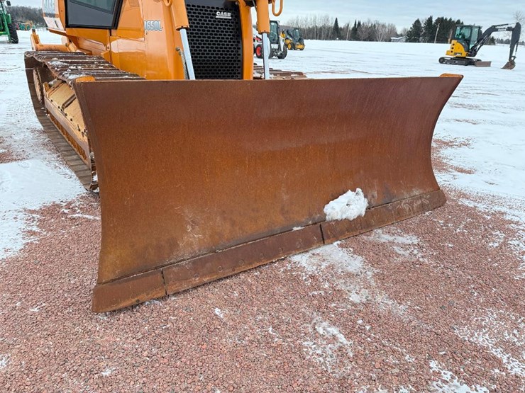 2011-case-1650l-xlt-image-41