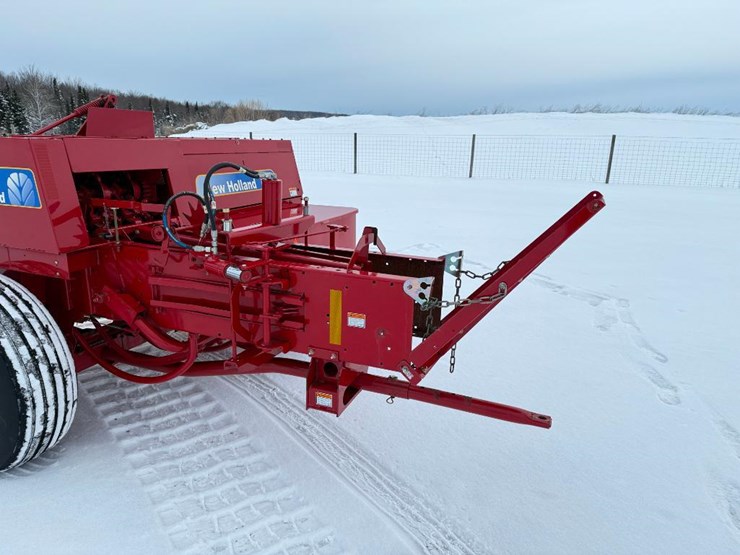 2015-new-holland-bc5070-image-6