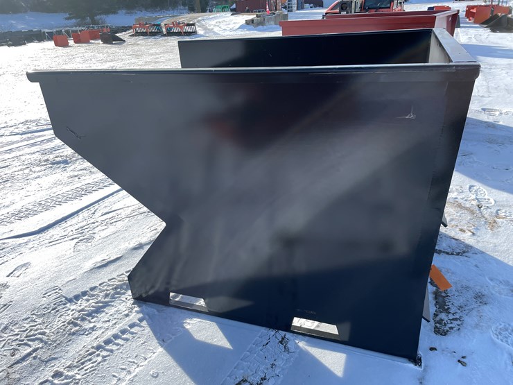 #2487-•-new-kc-trash-hopper-with-fork-pockets-image-8