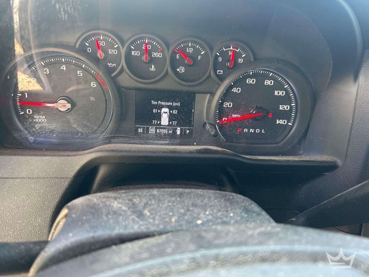 2022-chevrolet-silverado-2500-image-11