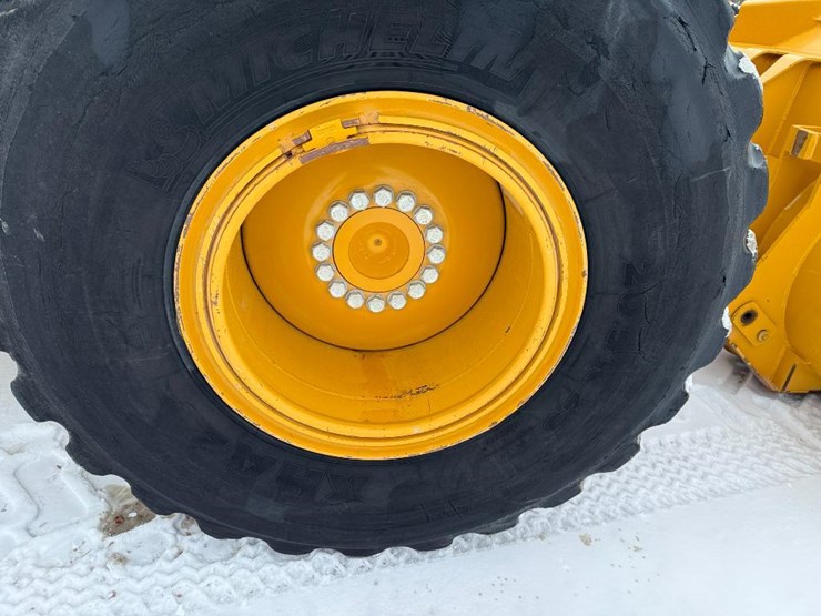 caterpillar-926m-image-13