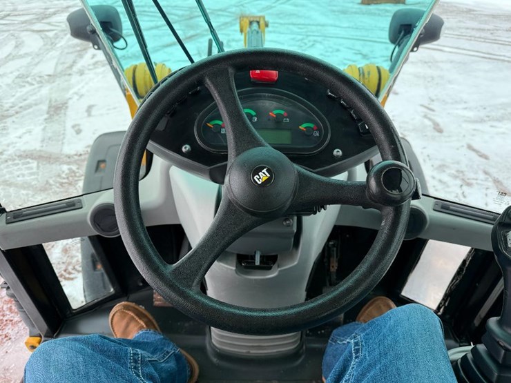 caterpillar-906m-image-47