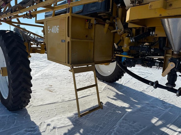 ag-chem-rogator-854-image-12