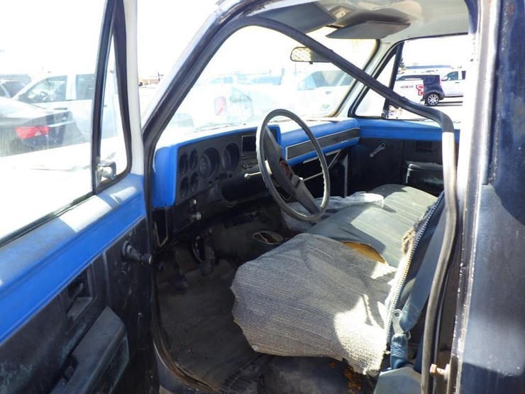 1983-chevrolet-c30-image-5