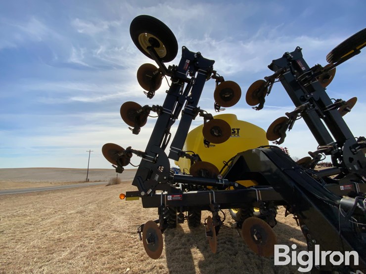 2023-fast-8324-16r30-fertilizer-applicator-image-20