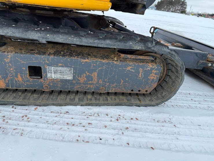 2018-deere-35g-image-14