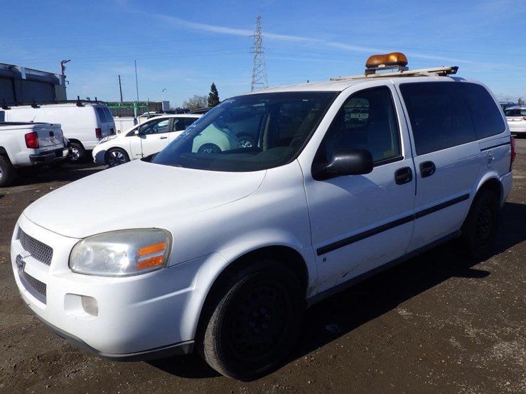 2008-chevrolet-uplander-image-1