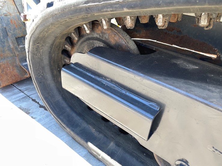 2022-bobcat-t450-image-18