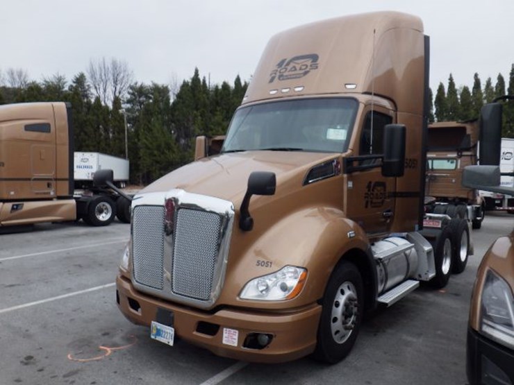 2022-kenworth-t680-image-1