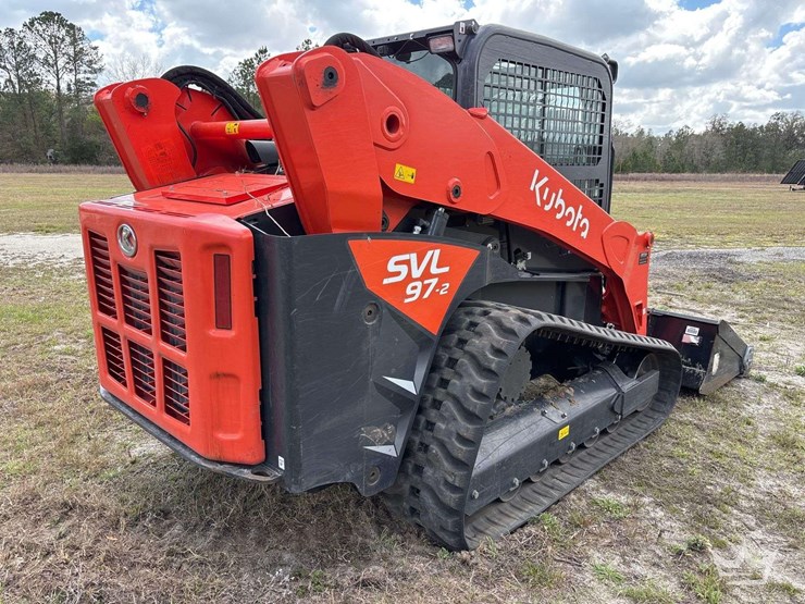 2024-kubota-svl97-2-image-3