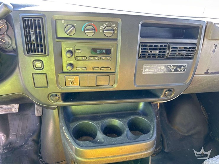 2006-gmc-3500-image-18