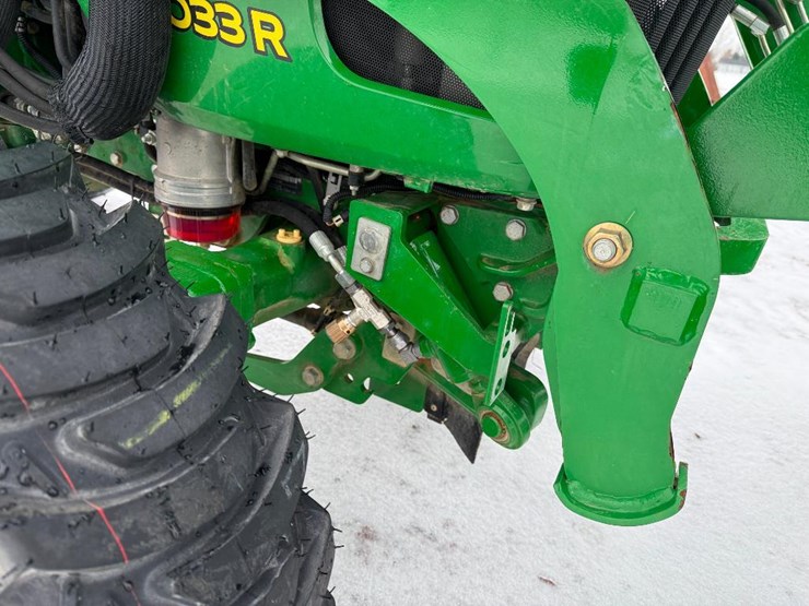 john-deere-3033r-image-35
