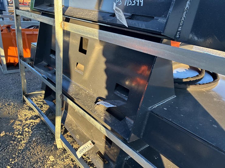 #115403-•-skidsteer-mt-72"-brush-cutter-image-2