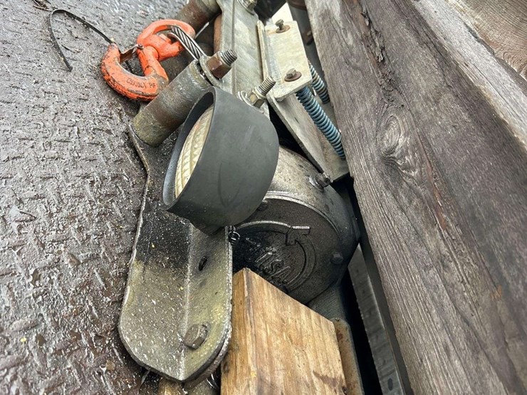 2001-ford-f650-image-34