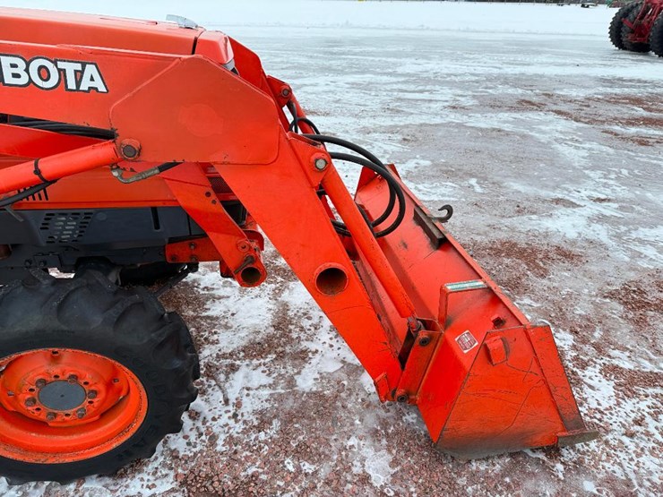 kubota-la480-image-19