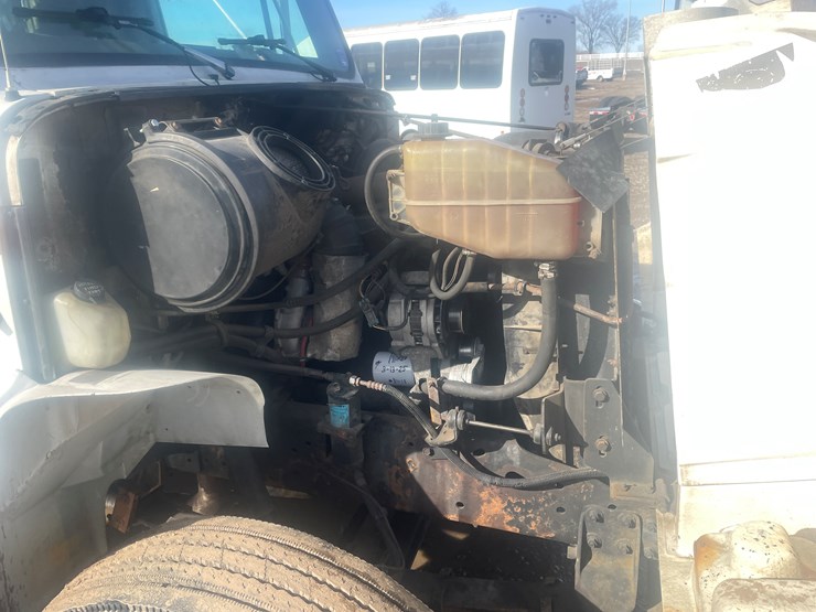 2001-international-2001-image-15