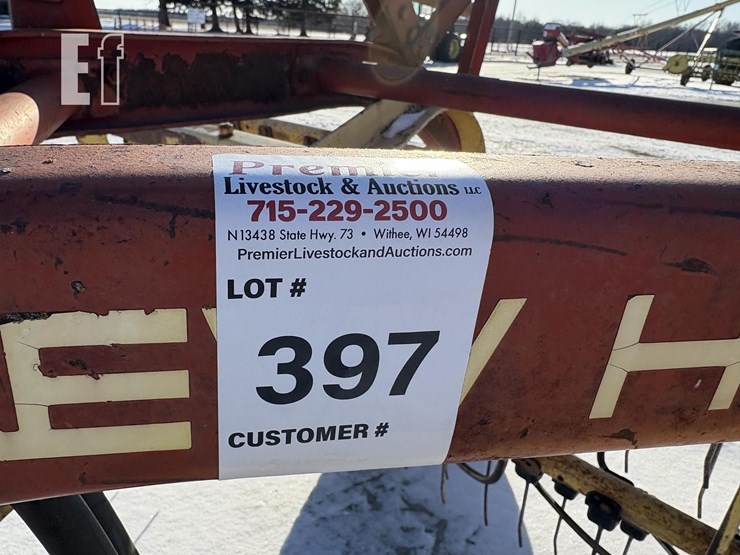 new-holland-258-image-6