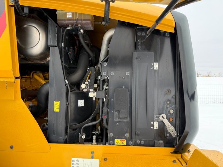 caterpillar-926m-image-57