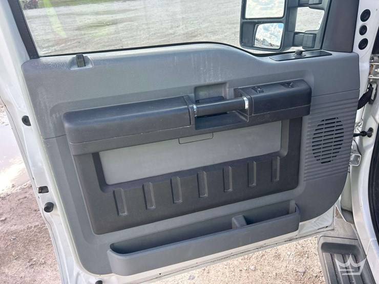 2011-ford-f250-image-14