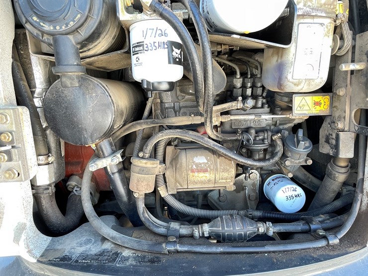 2022-bobcat-e20-image-33