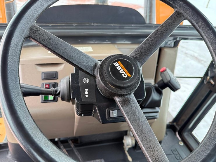 case-570n-xt-image-45