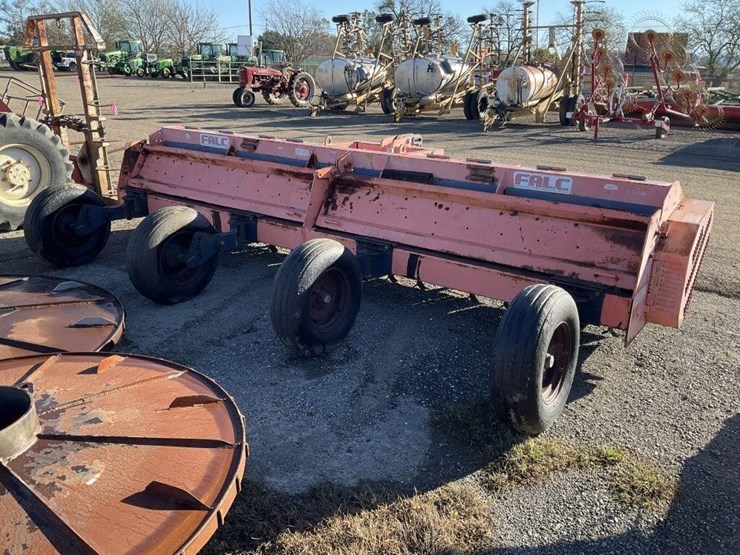 falc-4800-16'-3-pt-pto-chopper-image-5