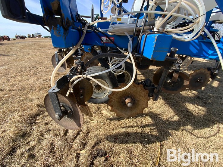 2011-dmi-4300-image-12