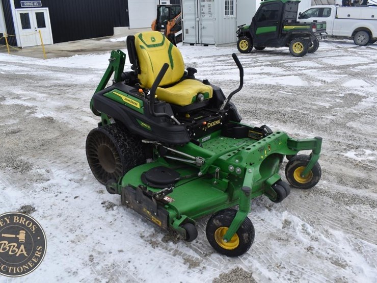 2024-john-deere-z950m-image-11