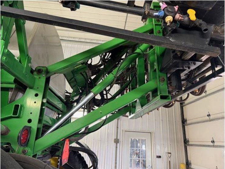 2004-john-deere-4710-image-22