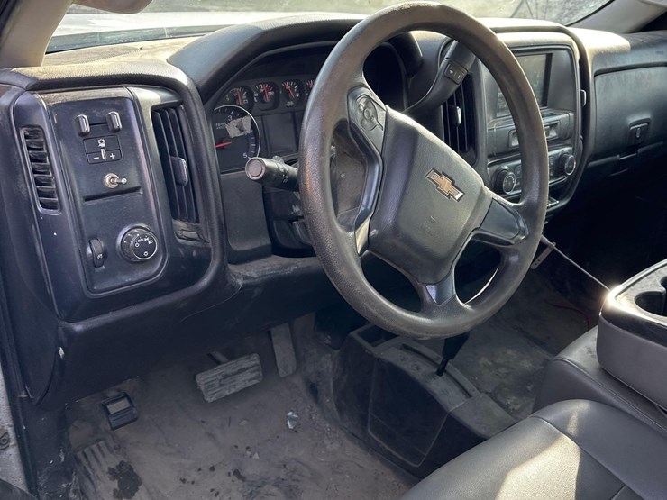 2018-chevrolet-3500hd-image-10