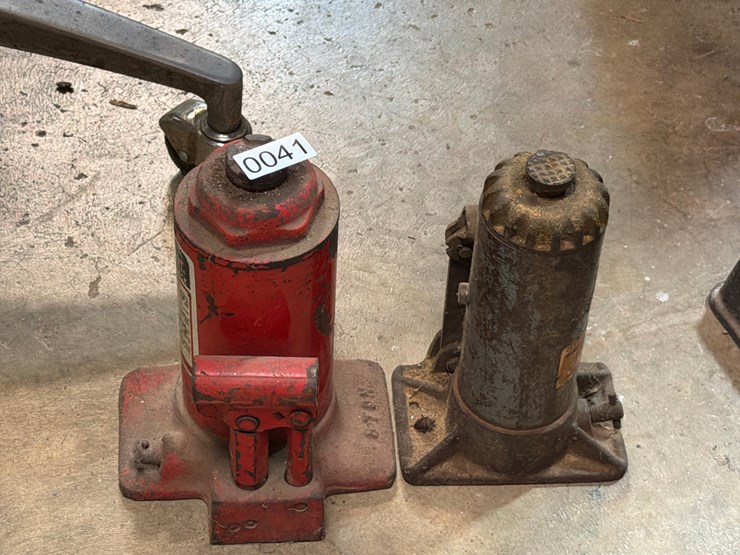 #41-•-two-bottle-jacks-image-1