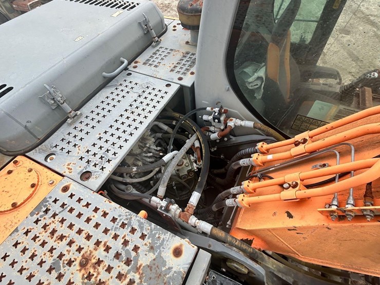 2015-doosan-dx225-lc-5-image-11