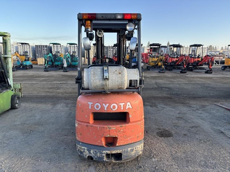 2004-toyota-7fgcu15-image-8