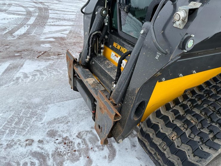 2023-new-holland-c334-image-14