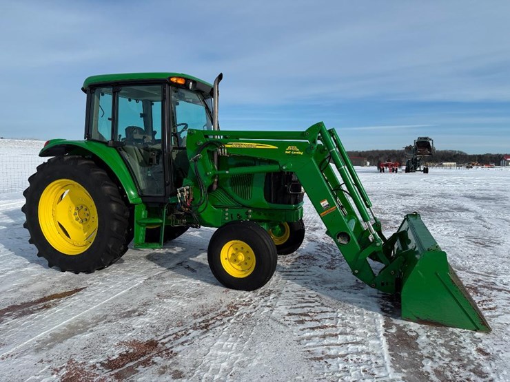 john-deere-6415-image-3